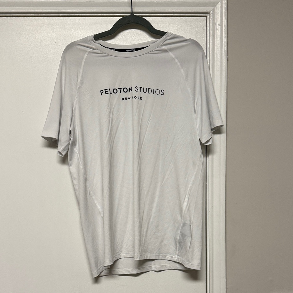 NWT: Peloton Striving Short Sleeve Top